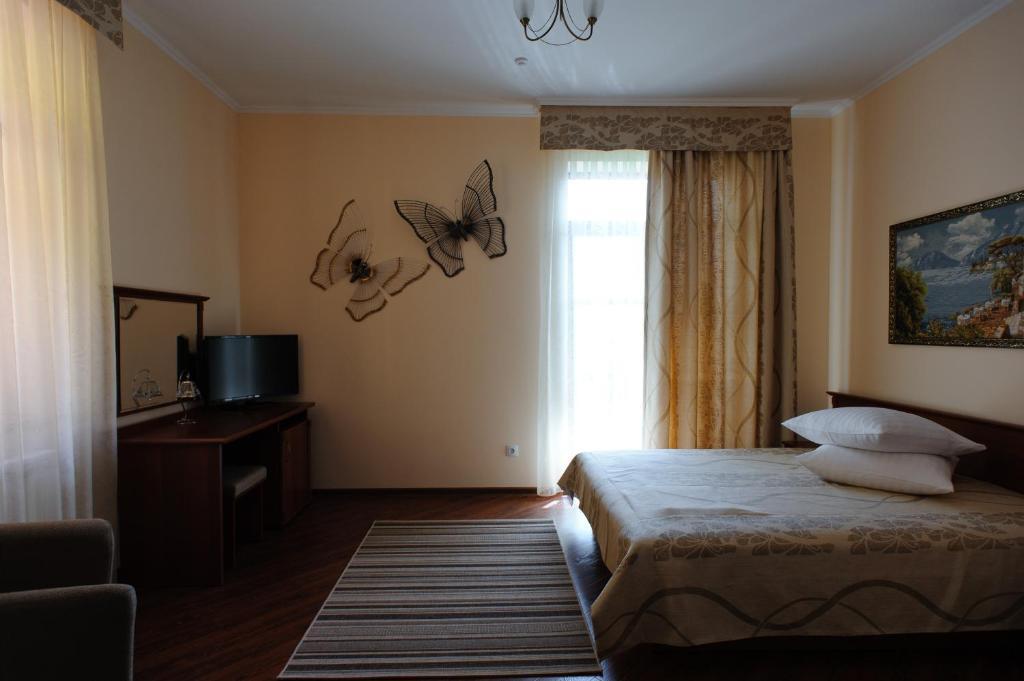 Karpaty Hotel 후스트 객실 사진