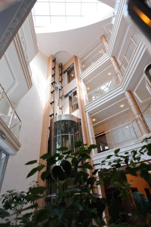 Karpaty Hotel 후스트 외부 사진